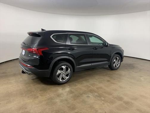 2022 Hyundai SANTA FE SE
