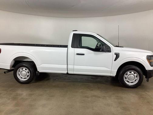 Oxford White 2024 Ford F-150 XL