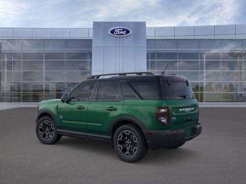 ERUPTION GREEN METALLIC 2025 Ford Bronco Sport Outer Banks