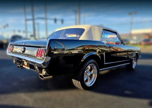 1965 Ford Mustang Base