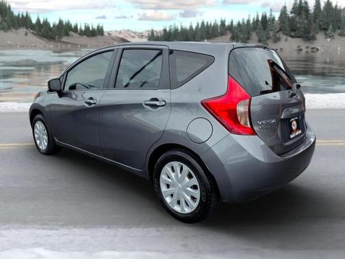 2016 Nissan Versa Note SR