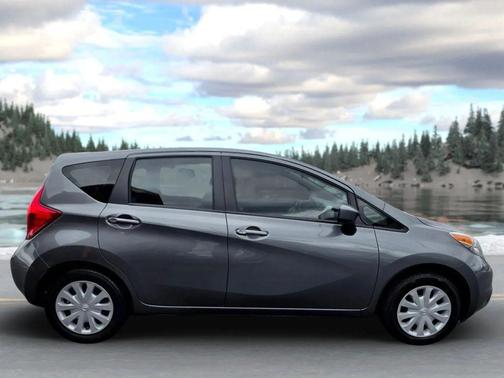 2016 Nissan Versa Note SR