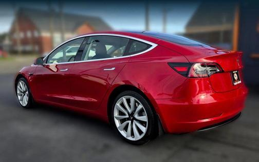 2018 Tesla Model 3 Long Range