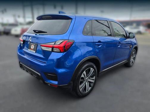 Blue 2020 Mitsubishi Outlander Sport 2.0 ES