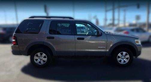 2006 Ford Explorer XLT
