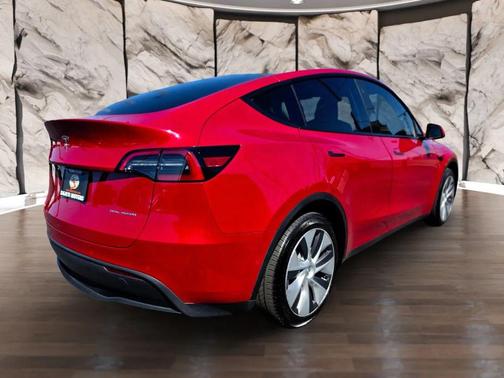 2021 Tesla Model Y Long Range Dual Motor All-Wheel Drive