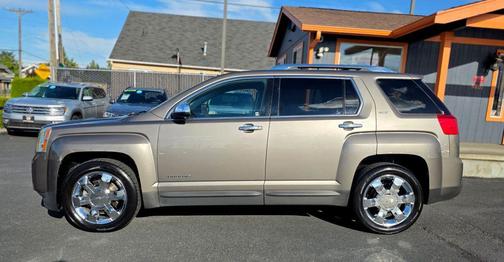 Gold Mist Metallic 2011 GMC Terrain SLT-2