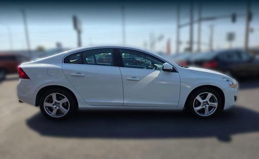 Ice White 2012 Volvo S60 T5