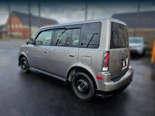 Thunder Cloud Metallic 2005 Scion xB Base
