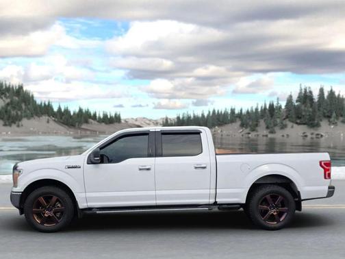 Oxford White 2018 Ford F-150 XLT