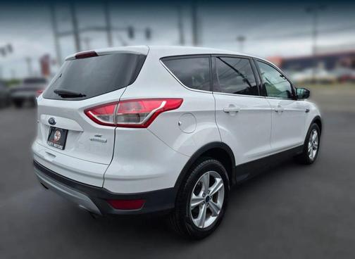White 2014 Ford Escape SE