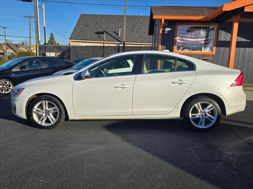 2015 Volvo S60 T5 Platinum