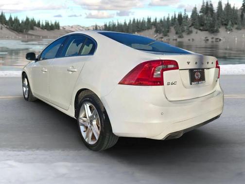 2015 Volvo S60 T5 Platinum