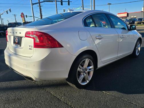 2015 Volvo S60 T5 Platinum