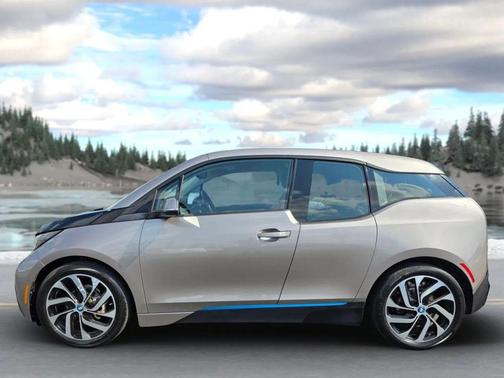 2014 BMW i3 Base w/Range Extender