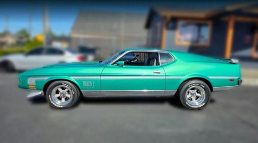 Green 1971 Ford Mustang Base