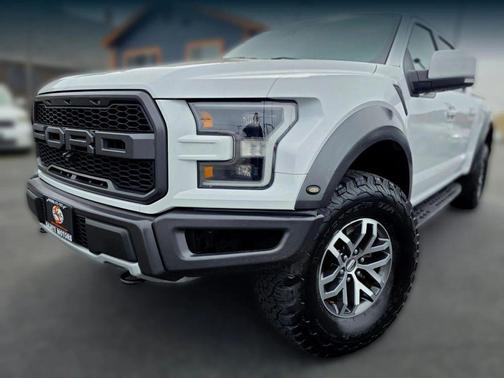 Oxford White 2018 Ford F-150 Raptor