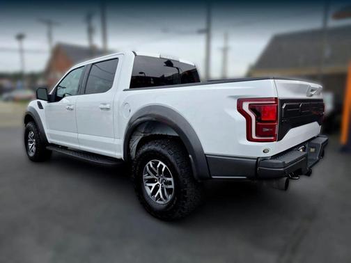 Oxford White 2018 Ford F-150 Raptor