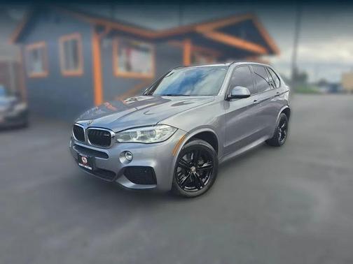 Gray 2015 BMW X5 xDrive50i