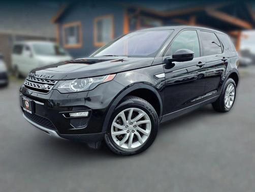 Black 2018 Land Rover Discovery Sport HSE