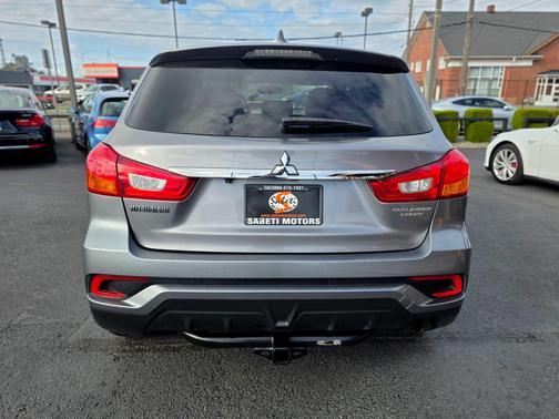 Mercury Gray Metallic 2019 Mitsubishi Outlander Sport 2.0 SP