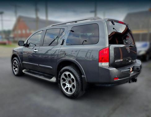 Smoke 2012 Nissan Armada SV