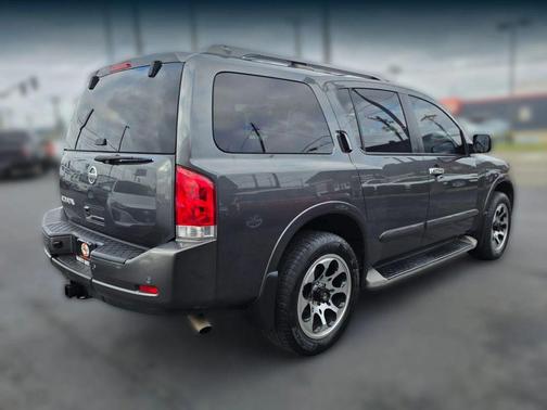 Smoke 2012 Nissan Armada SV