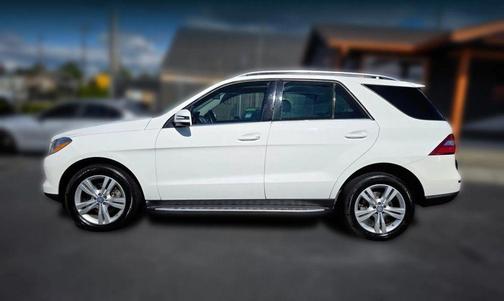 White 2014 Mercedes-Benz M-Class 4MATIC