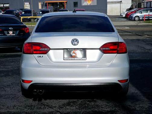 2012 Volkswagen Jetta GLI Autobahn
