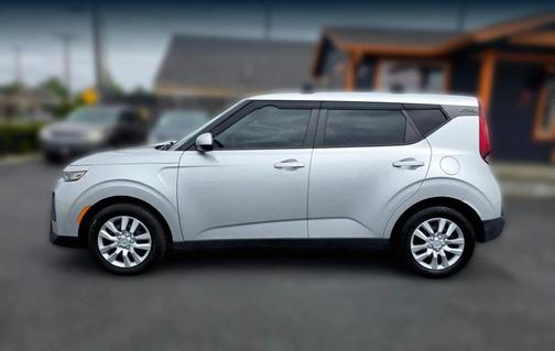 Sparkling Silver 2020 Kia Soul LX
