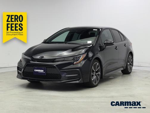 Black 2022 Toyota Corolla SE