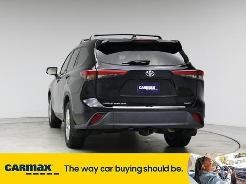 2022 Toyota Highlander L