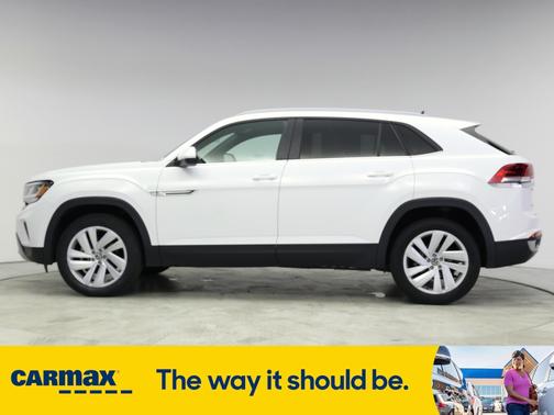 2022 Volkswagen Atlas Cross Sport SE w/Tech