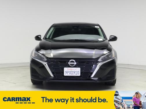 2023 Nissan Altima SV