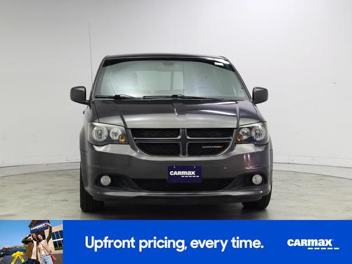 Gray 2019 Dodge Grand Caravan GT