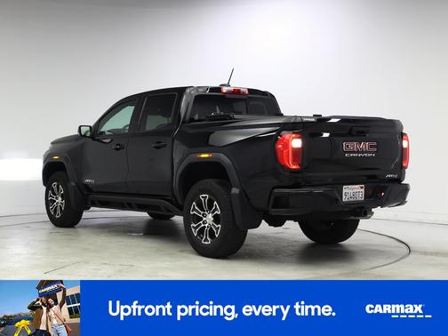 2023 GMC Canyon AT4