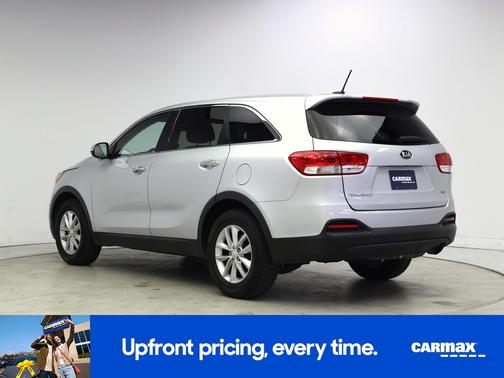 Silver 2016 Kia Sorento L