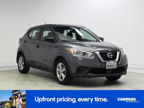 Gray 2020 Nissan Kicks S