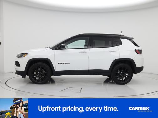 White 2024 Jeep Compass Latitude