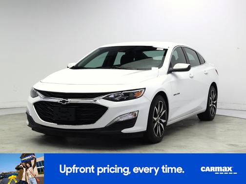 White 2023 Chevrolet Malibu RS
