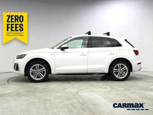 White 2021 Audi Q5 e Premium