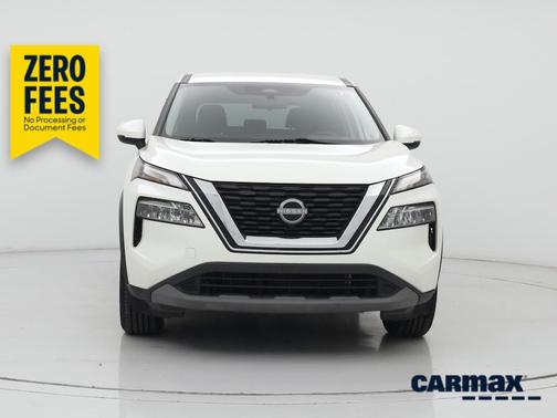 White 2023 Nissan Rogue SV