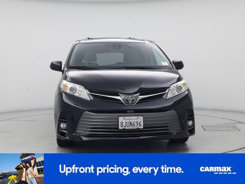 2019 Toyota Sienna XLE