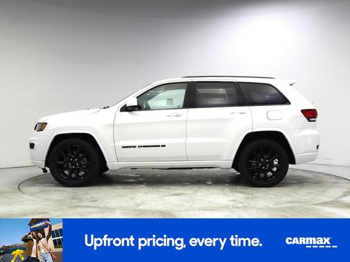 White 2022 Jeep Grand Cherokee WK Laredo X