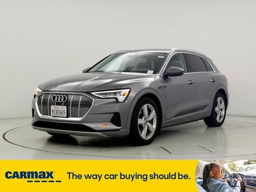2019 Audi e-tron Premium Plus