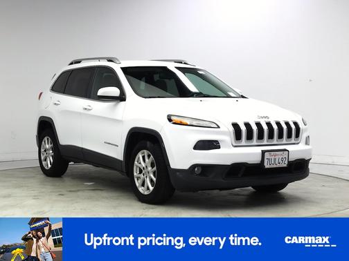White 2015 Jeep Cherokee Latitude