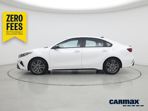 White 2023 Kia Forte GT-Line