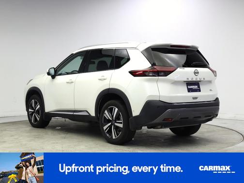 White 2023 Nissan Rogue SL