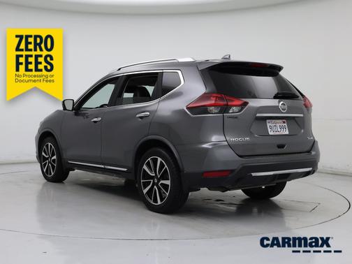Gray 2018 Nissan Rogue SL
