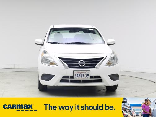2017 Nissan Versa SV